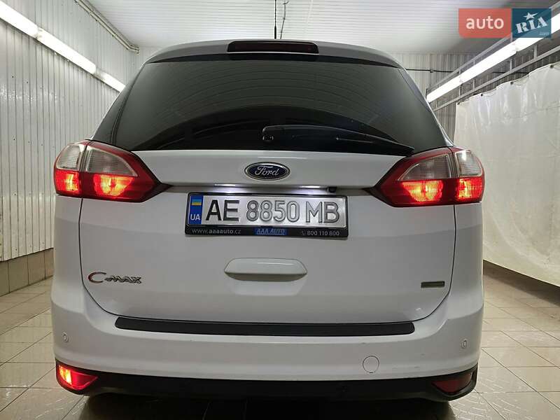 Мінівен Ford Grand C-Max 2015 в Кам'янському