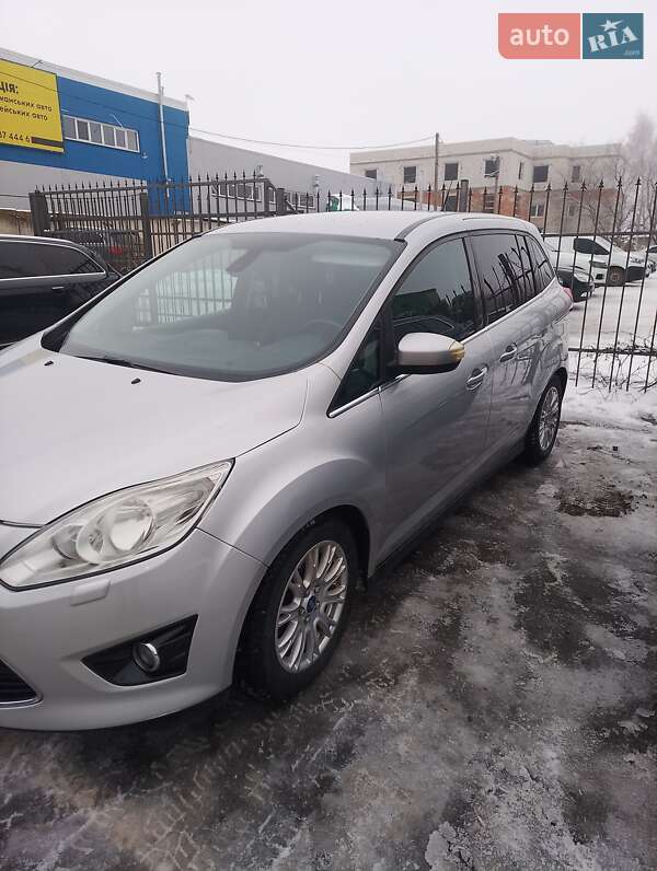 Минивэн Ford Grand C-Max 2011 в Умани