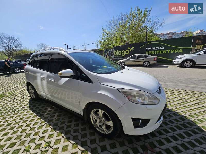 Ford Grand C-Max 2011