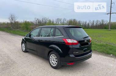 Минивэн Ford Grand C-Max 2011 в 