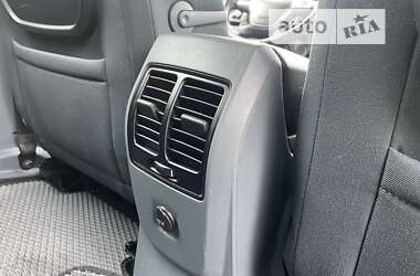 Минивэн Ford Grand C-Max 2011 в 
