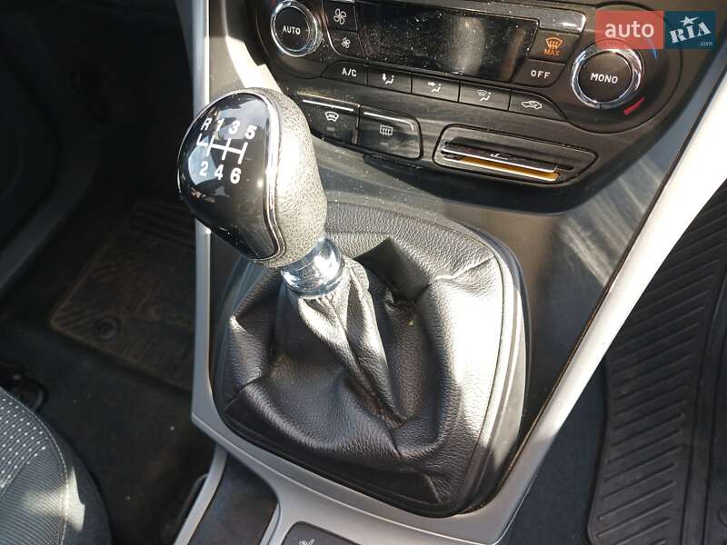 Мінівен Ford Grand C-Max 2010 в Дніпрі