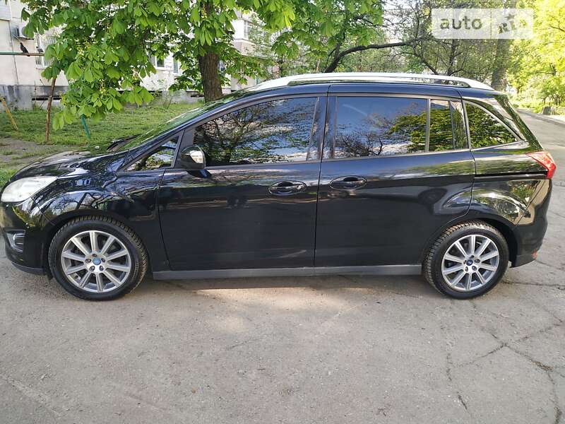 Мінівен Ford Grand C-Max 2014 в Павлограді