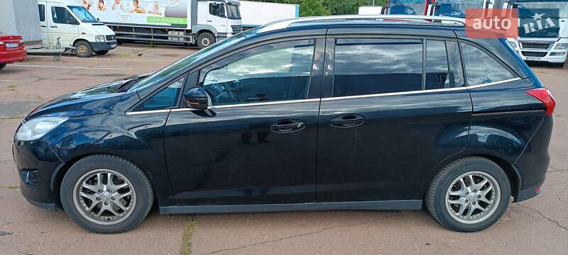 Мінівен Ford Grand C-Max 2010 в Чернігові