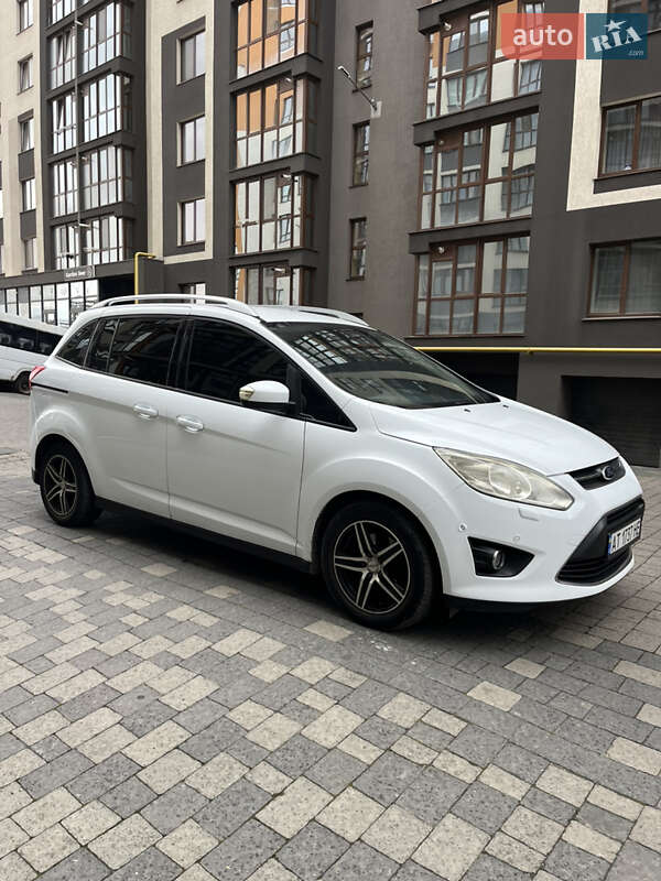 Ford Grand C-Max 2012