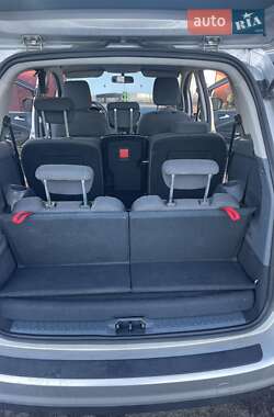 Минивэн Ford Grand C-Max 2012 в 