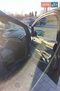 Минивэн Ford Grand C-Max 2010 в 