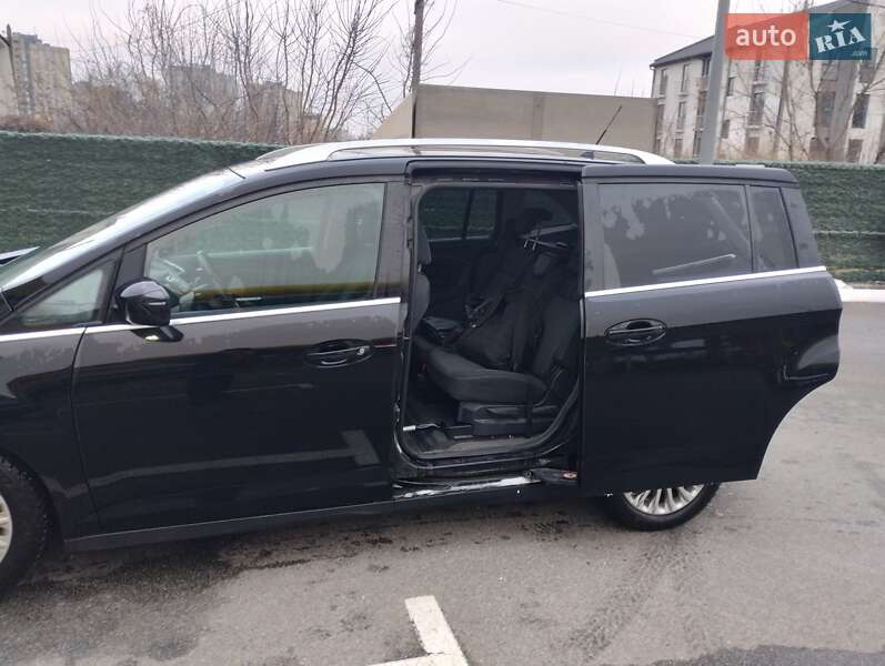 Минивэн Ford Grand C-Max 2010 в Киеве