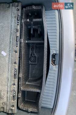 Мінівен Ford Grand C-Max 2010 в 