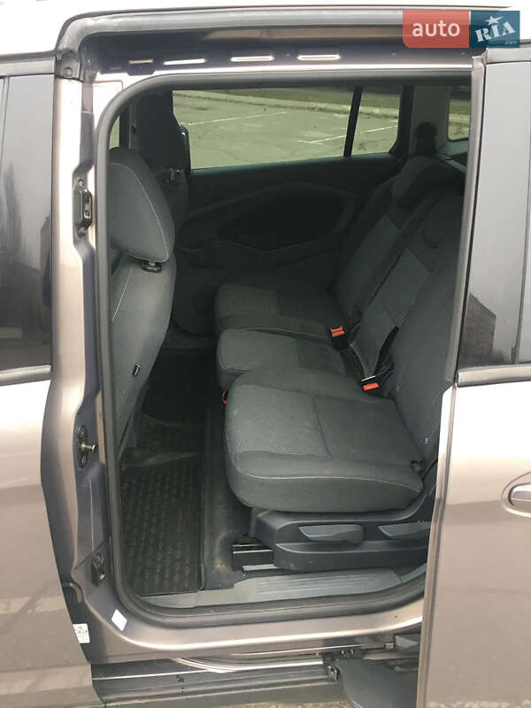 Минивэн Ford Grand C-Max 2012 в Кривом Роге