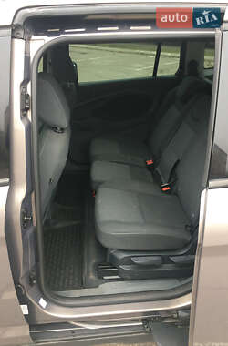 Минивэн Ford Grand C-Max 2012 в 