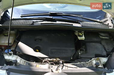 Мінівен Ford Grand C-Max 2011 в 