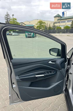 Минивэн Ford Grand C-Max 2011 в 