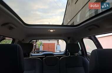 Минивэн Ford Grand C-Max 2012 в 