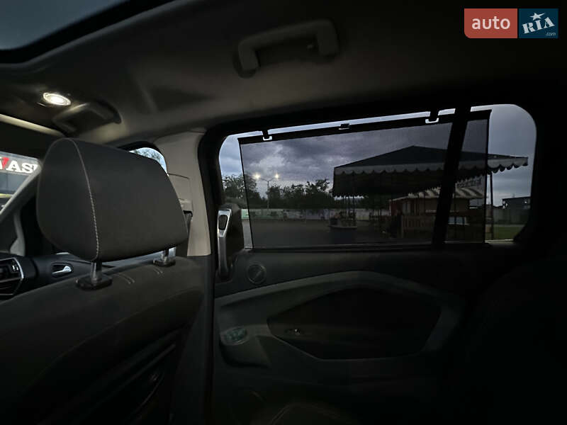 Минивэн Ford Grand C-Max 2010 в Полтаве