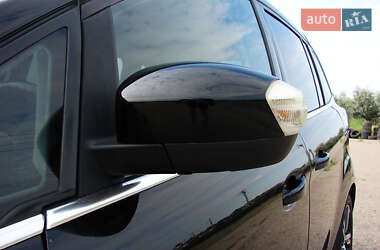 Минивэн Ford Grand C-Max 2012 в 