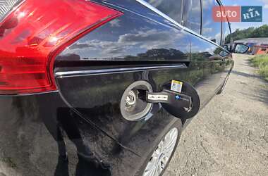 Минивэн Ford Grand C-Max 2011 в 