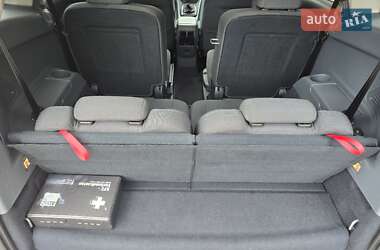 Минивэн Ford Grand C-Max 2012 в 