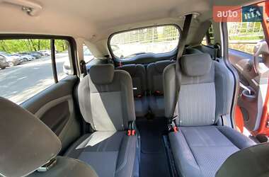 Мінівен Ford Grand C-Max 2011 в 