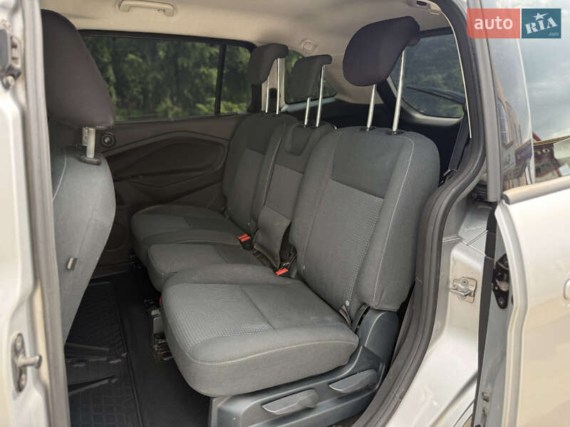 Мінівен Ford Grand C-Max 2016 в Тернополі