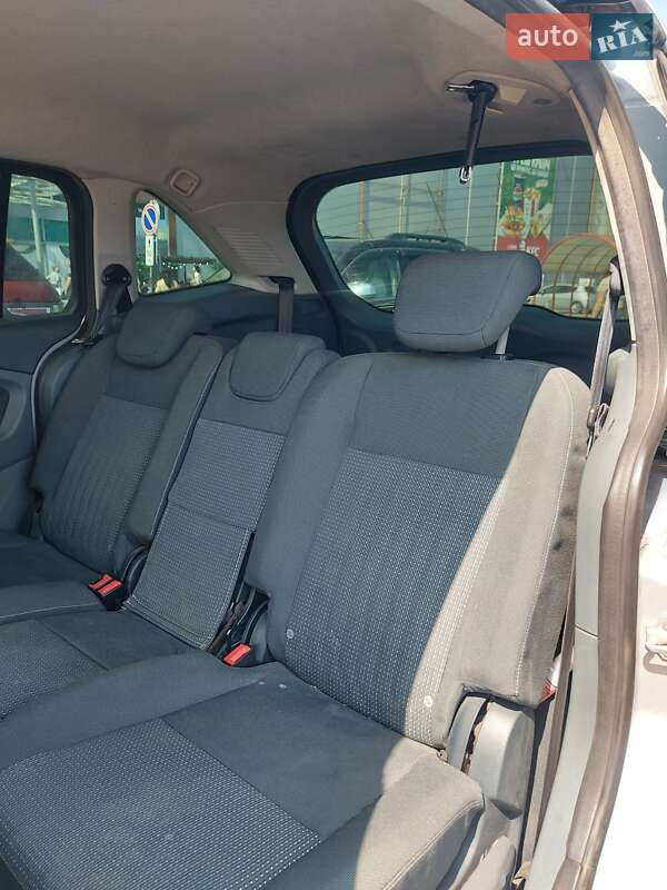 Мінівен Ford Grand C-Max 2012 в Одесі