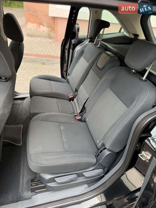 Минивэн Ford Grand C-Max 2013 в Луцке