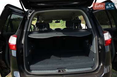 Минивэн Ford Grand C-Max 2011 в 