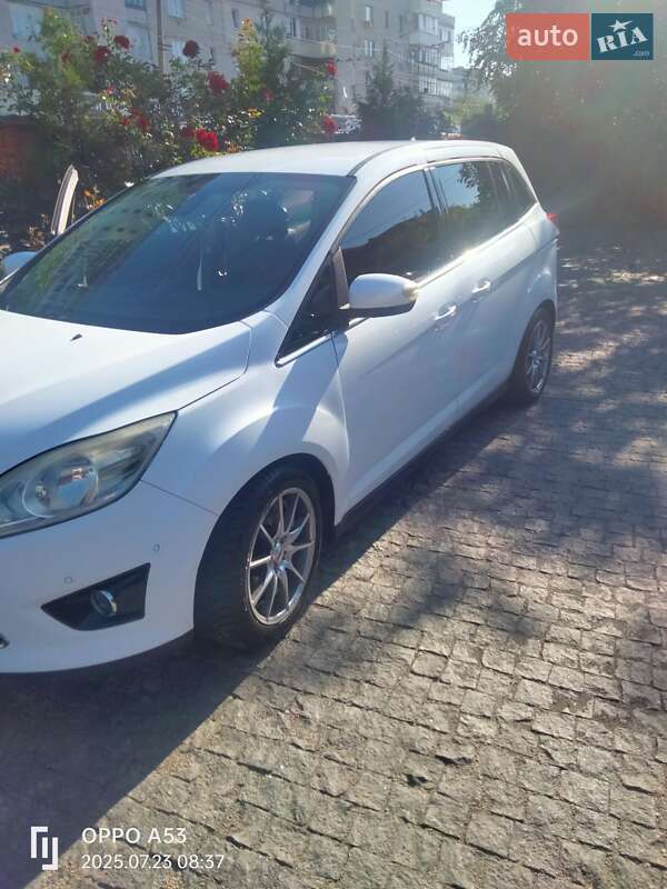 Минивэн Ford Grand C-Max 2012 в 