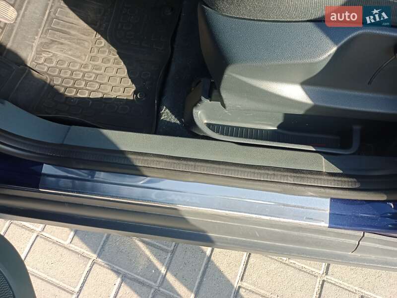 Минивэн Ford Grand C-Max 2011 в Житомире