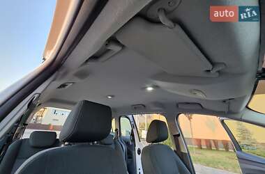 Минивэн Ford Grand C-Max 2010 в 