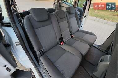 Минивэн Ford Grand C-Max 2010 в 