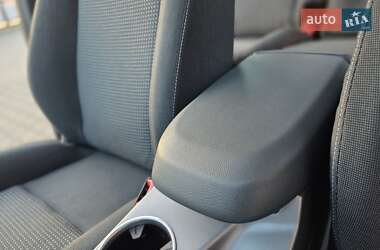 Минивэн Ford Grand C-Max 2010 в 