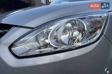 Минивэн Ford Grand C-Max 2010 в 