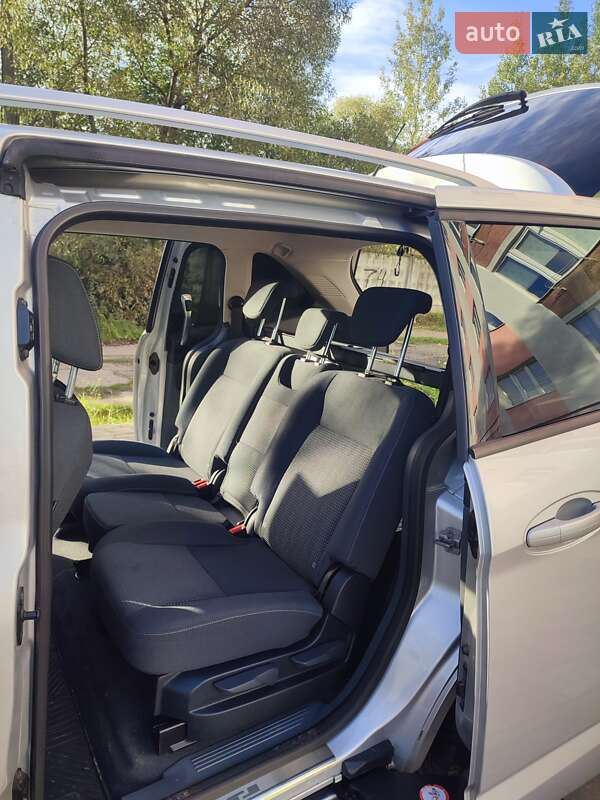 Минивэн Ford Grand C-Max 2014 в Долине фото 26 Минивэн Ford Grand C-Max 2014 в Долине