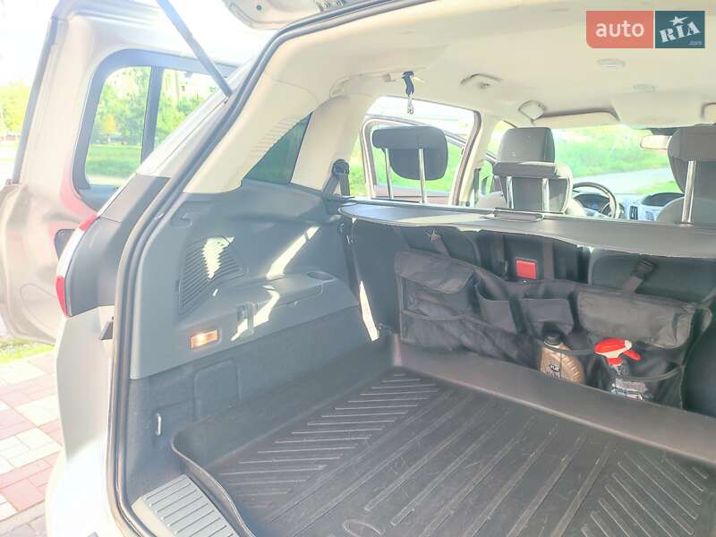Минивэн Ford Grand C-Max 2014 в Долине фото 16 Минивэн Ford Grand C-Max 2014 в Долине