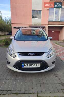 Минивэн Ford Grand C-Max 2014 в Долине