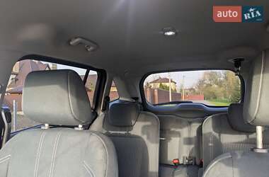Минивэн Ford Grand C-Max 2010 в 