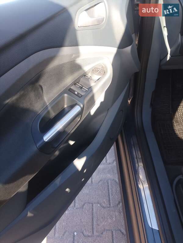 Минивэн Ford Grand C-Max 2013 в Житомире