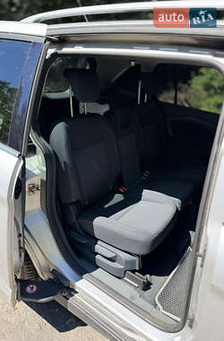 Минивэн Ford Grand C-Max 2012 в 