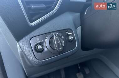 Мінівен Ford Grand C-Max 2010 в 