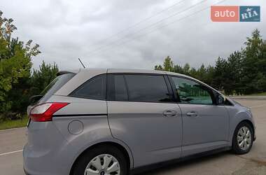 Минивэн Ford Grand C-Max 2011 в 