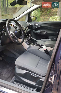 Мінівен Ford Grand C-Max 2010 в  фото 31 Мінівен Ford Grand C-Max 2010 в