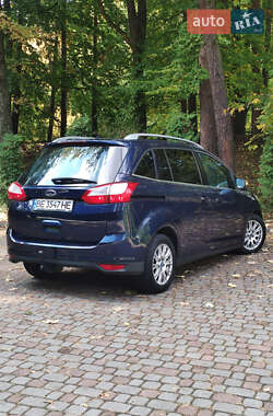 Мінівен Ford Grand C-Max 2010 в  фото 30 Мінівен Ford Grand C-Max 2010 в