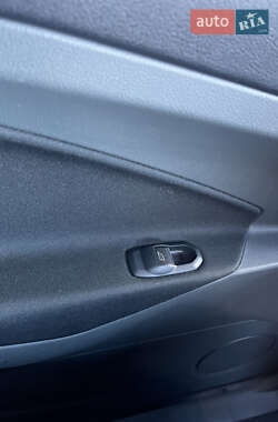 Минивэн Ford Grand C-Max 2012 в 