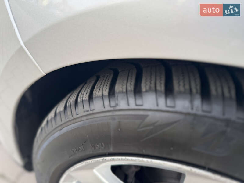 Минивэн Ford Grand C-Max 2012 в Ровно