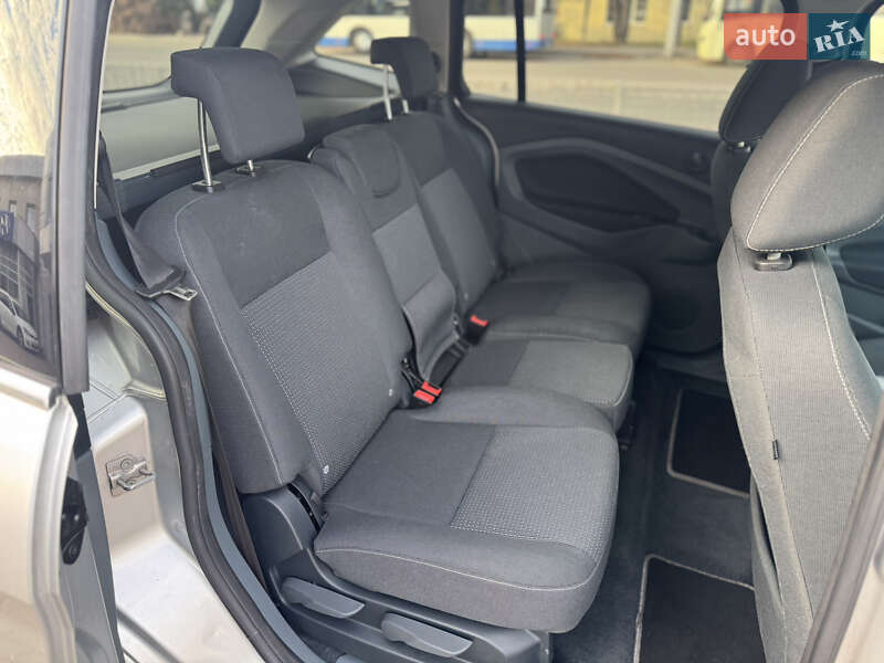 Минивэн Ford Grand C-Max 2012 в Ровно