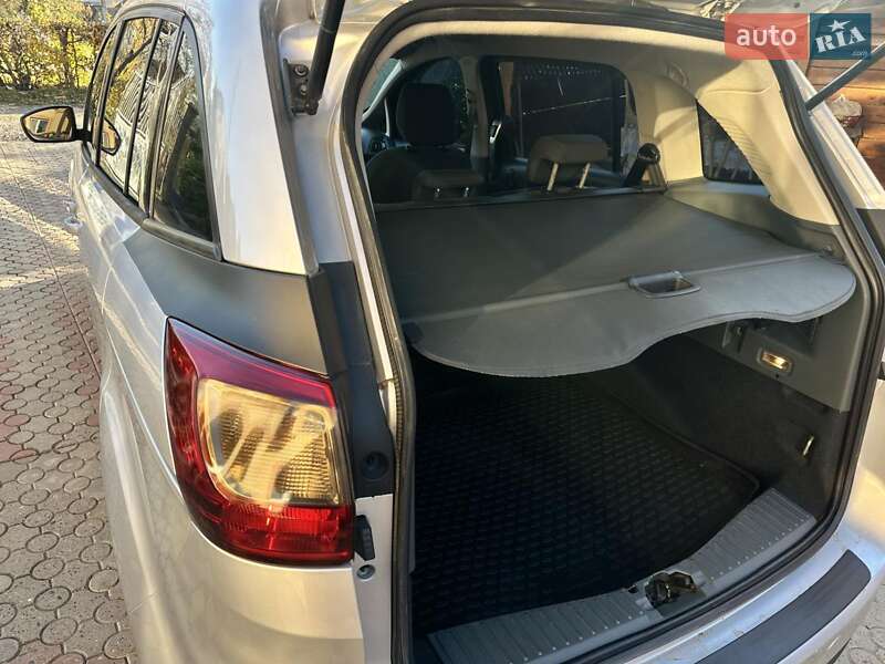 Мінівен Ford Grand C-Max 2011 в Чернівцях