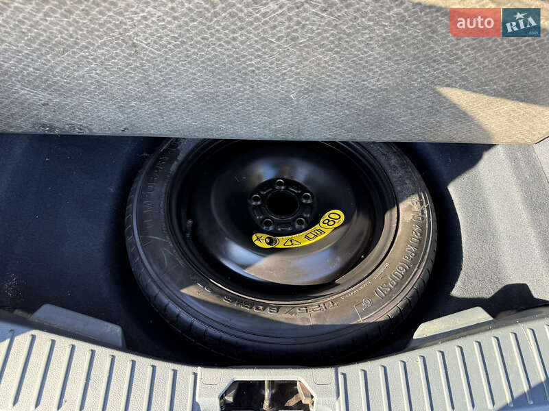 Минивэн Ford Grand C-Max 2010 в Стрые фото 37 Минивэн Ford Grand C-Max 2010 в Стрые