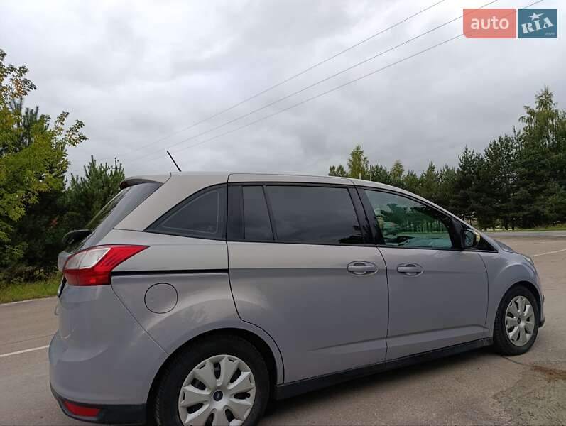 Минивэн Ford Grand C-Max 2010 в Кременце