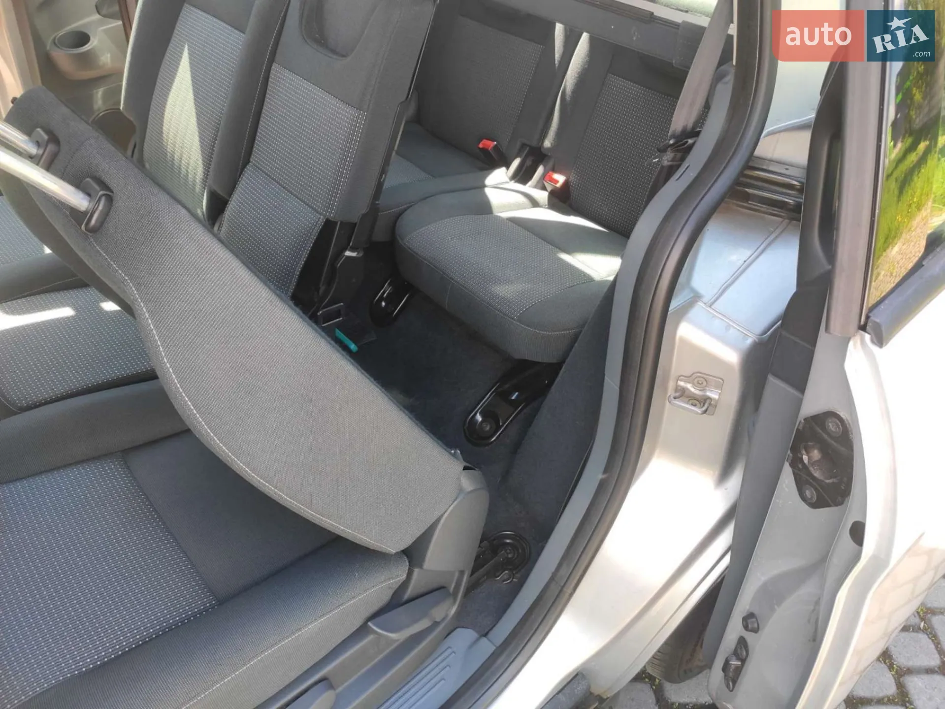 2010 Ford C-MAX - мініатюра 3
